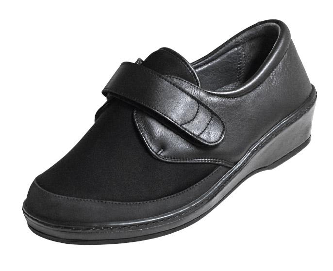 Waltz orthotic shoes